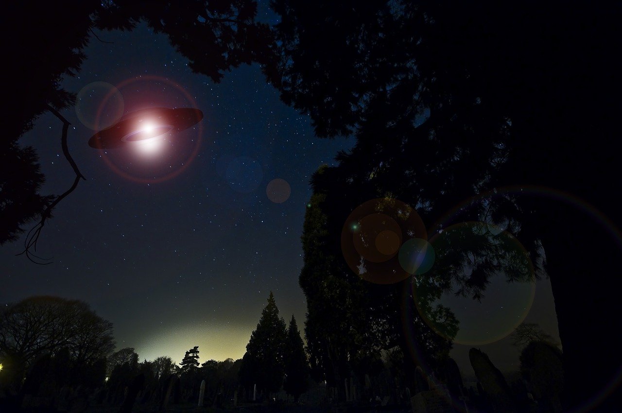 ufo与外星人(图1)
