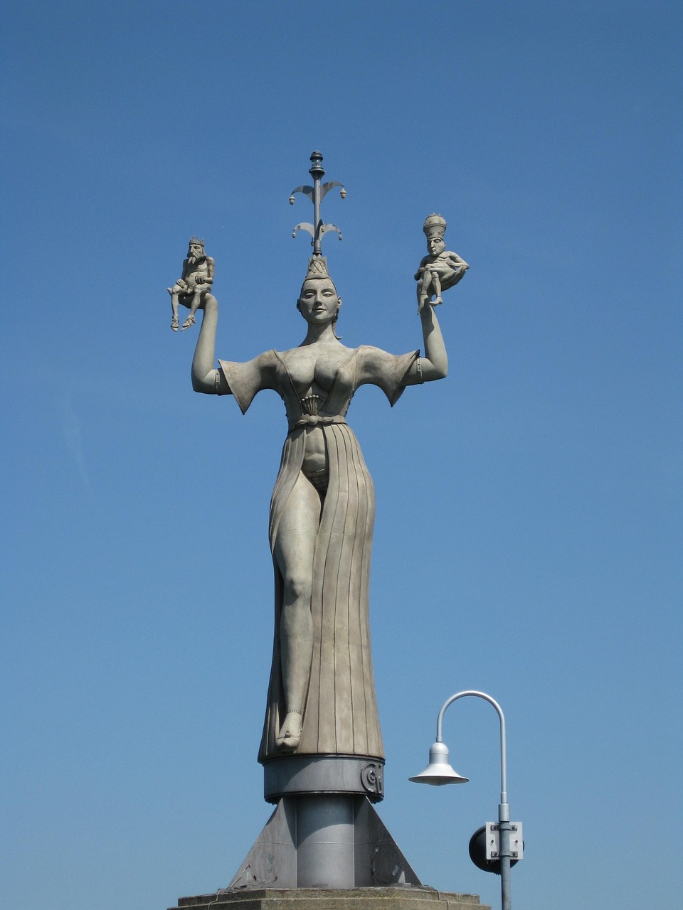 **古代妓女的真实面貌揭秘：历史记载、社会地位与日常生活全解析**(图1)