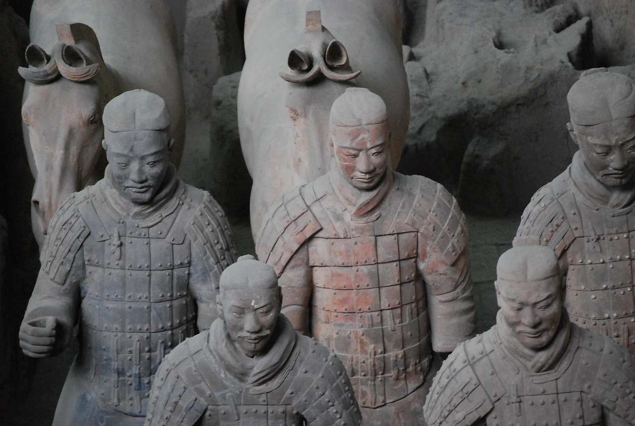 **十大中国古代未解之谜：揭秘千年悬案与历史真相**(图1)