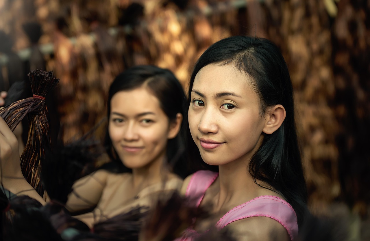 **中国古代知名美女排行榜：十大绝世美人及她们的传奇故事**(图1)
